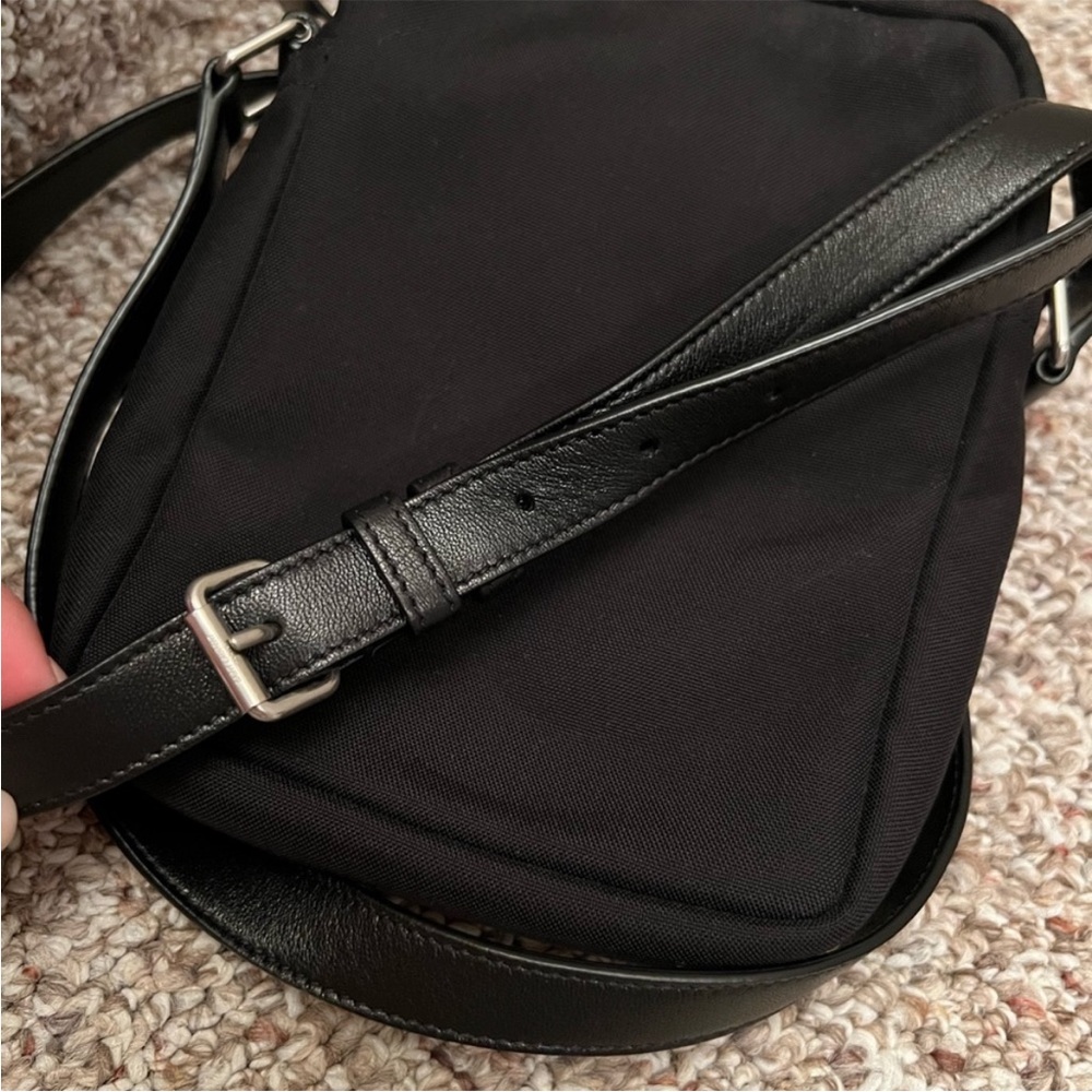 Saint Laurent Black Crossbody Bag - Picture 5 of 7